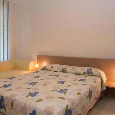 One Bedroom In Complex Слънчев бряг